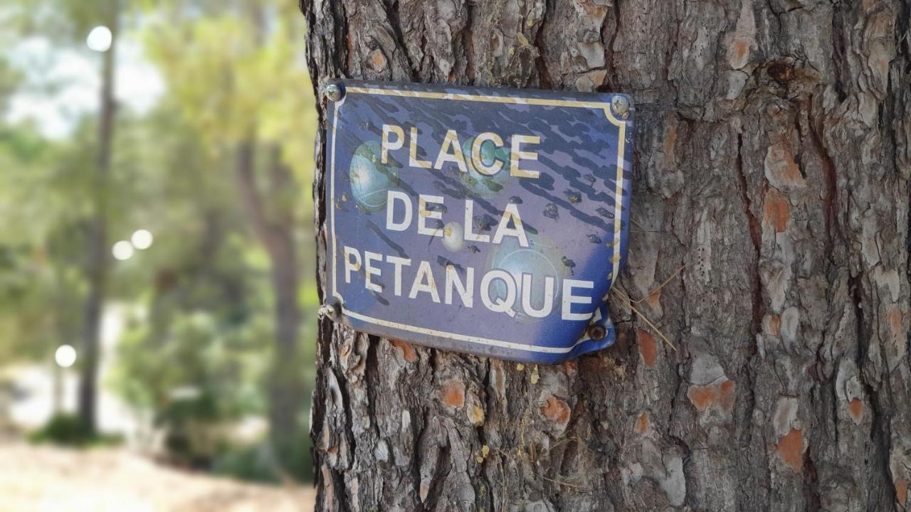 Вилла Terres Du Baguier Ceyreste Экстерьер фото